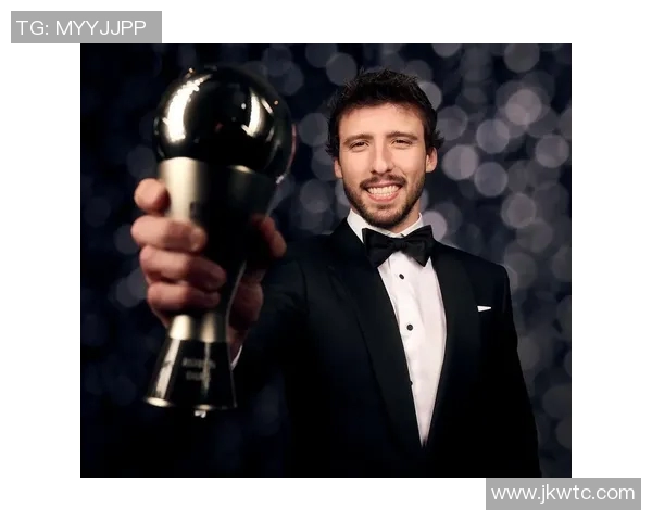 足球场外风采尽显：盘点球星们的西装搭配与时尚魅力